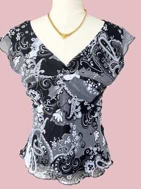 Vintage Y2K Black White Paisley Top